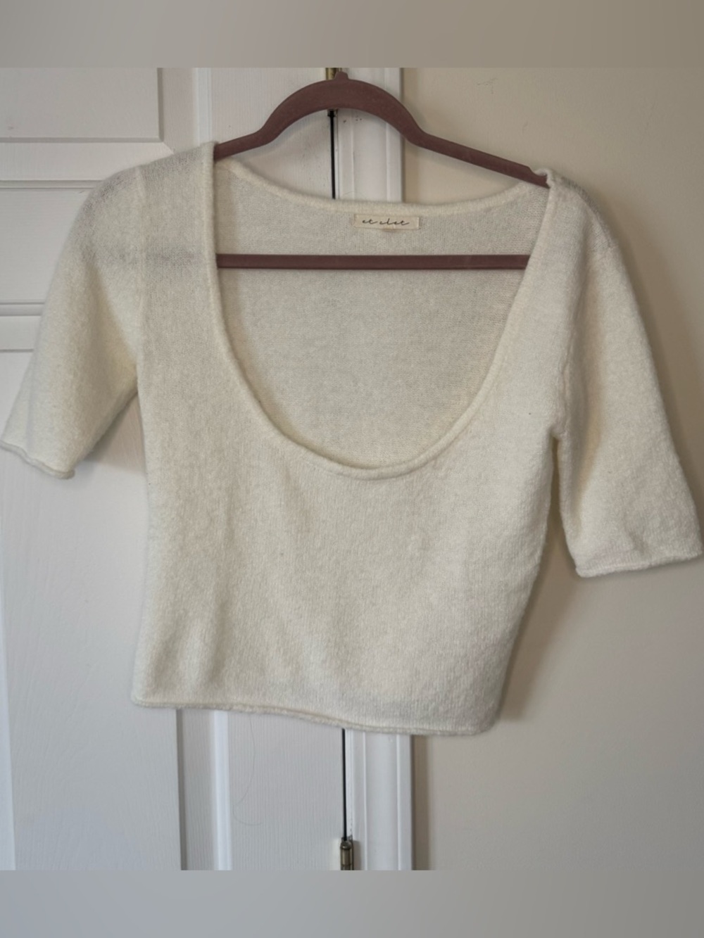 Short Sleeve Scoop Neck Top - White
